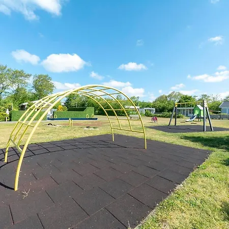 Near Dutch Coast With Private Garden Callantsoog