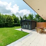 Near Dutch Coast With Private Garden Feriehus Callantsoog
