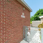 Feriehus Near Dutch Coast With Private Garden *