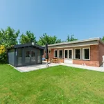 Near Dutch Coast With Private Garden Feriehus Callantsoog