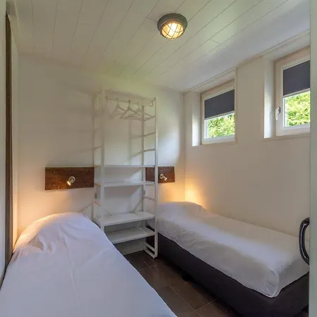 Feriehus Near Dutch Coast With Private Garden